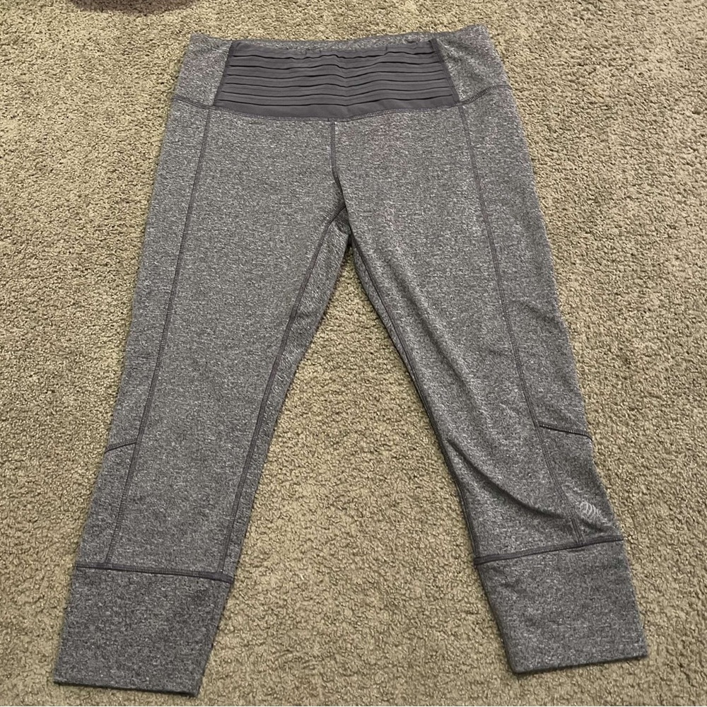 Women’s capri leggings